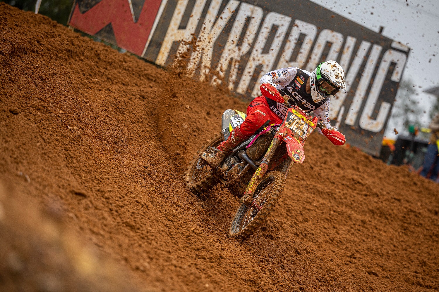 Delvintor Semakin Percaya Diri, Crosser Astra Honda ini Siap Taklukan MXGP Galicia, Spanyol